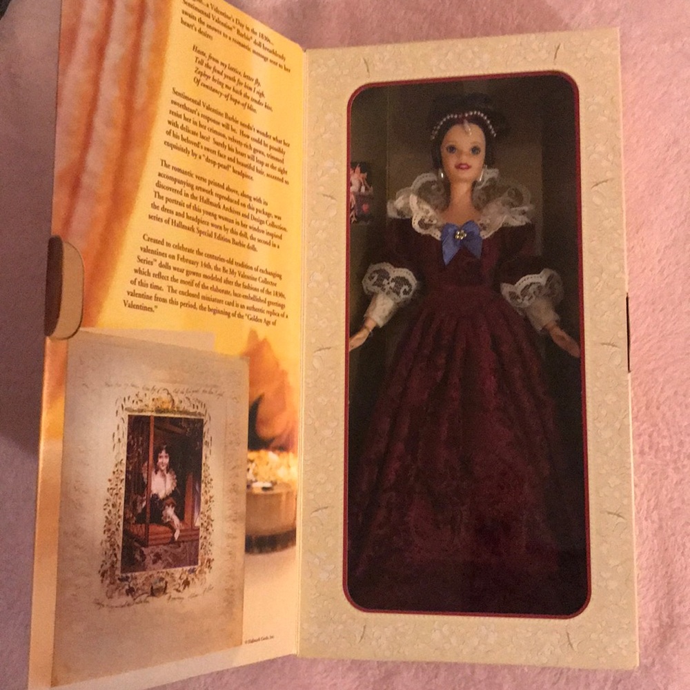 Sentimental Valentine Barbie - Hallmark 1996